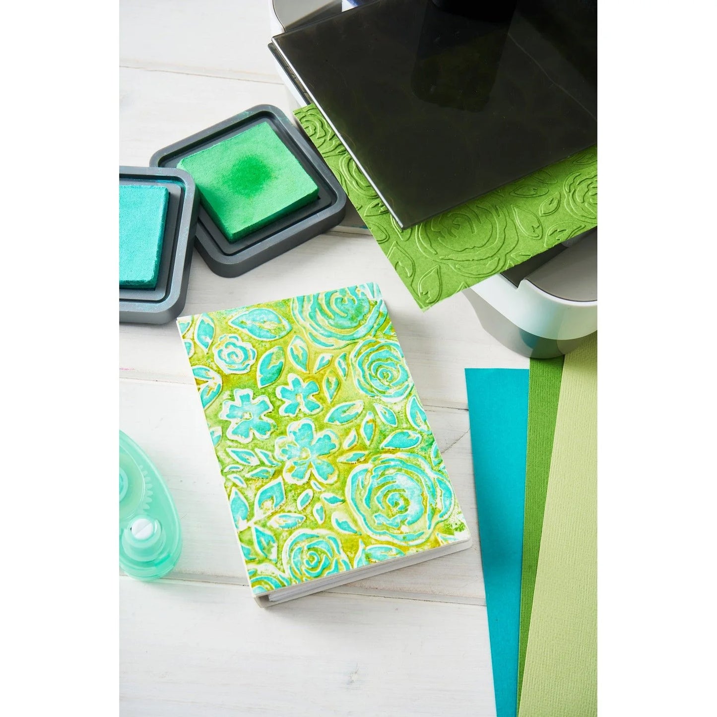 Sizzix Multi-Level Embossing Folder Watercolor Bouquet by Eileen Hull
