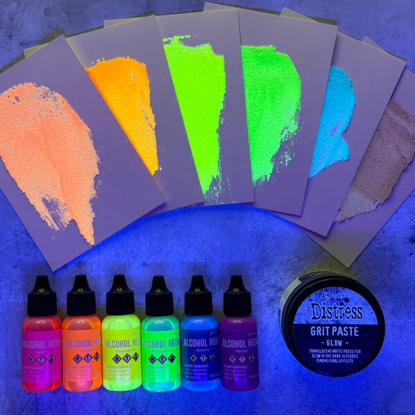 Ranger Tim Holtz Distress Grit Paste Glow 3 fl oz