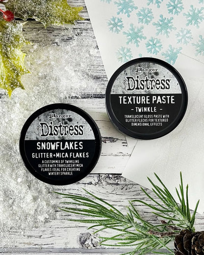 Ranger Tim Holtz® Distress Texture Paste Twinkle & Snowflakes
