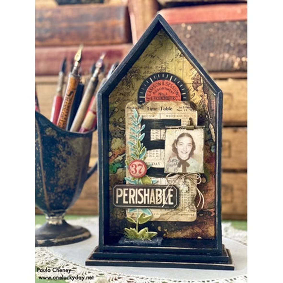 Idea-ology Tim Holtz Metal Adornments 12 Pcs - Antiqued Gems